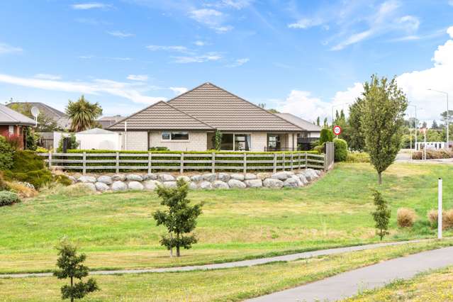 1 Four Peaks Drive Wigram_2