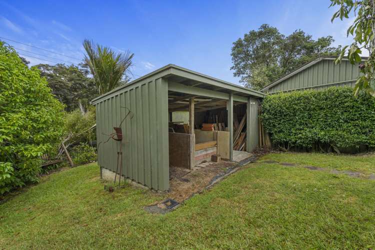 1082 Sandspit Road Sandspit_27