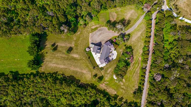 104 Arrowsmith Road Waitakere_32