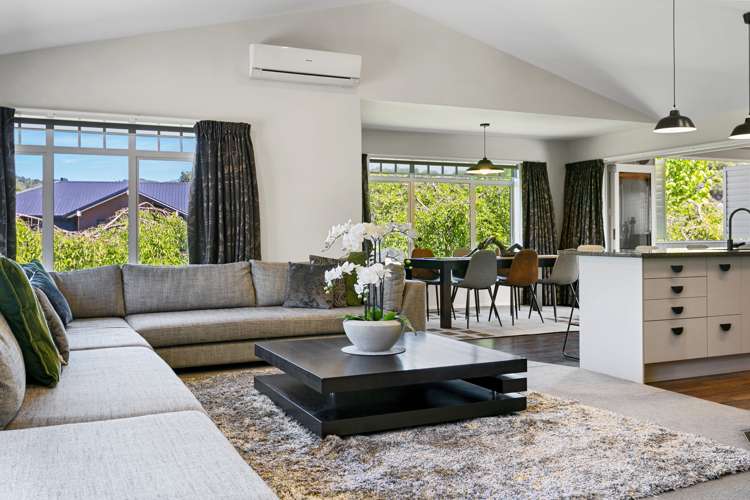 51 Montgomery Crescent Kinloch_2