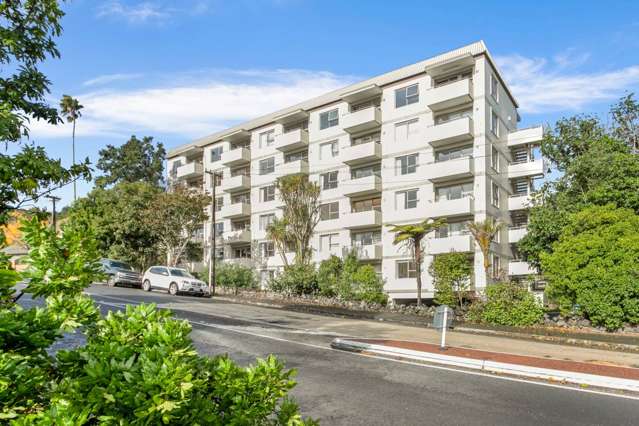 25/44 Esplanade Road Mount Eden_1