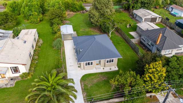 201 & 201A Hakanoa Street Huntly_3