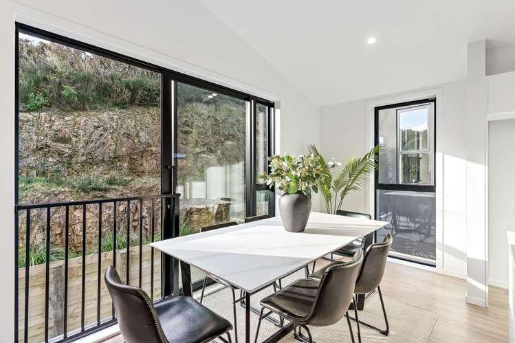 9 Stockden Place Karori_15