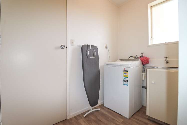 69 Guy Street Dannevirke_14