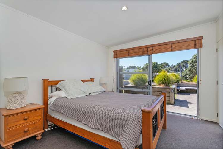 113 Sands Crescent Matarangi_7