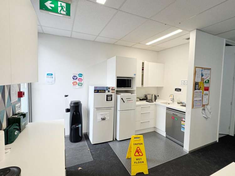 68 Fitzgerald Avenue City Centre_13