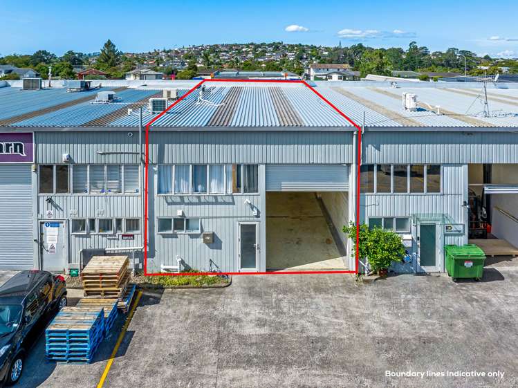 Unit 2/6 Ben Lomond Crescent_0