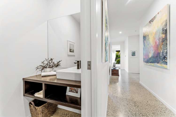 6 Sandpiper Avenue Point Wells_13