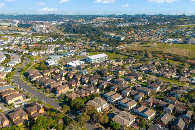 53a Fields Parade Oteha_18