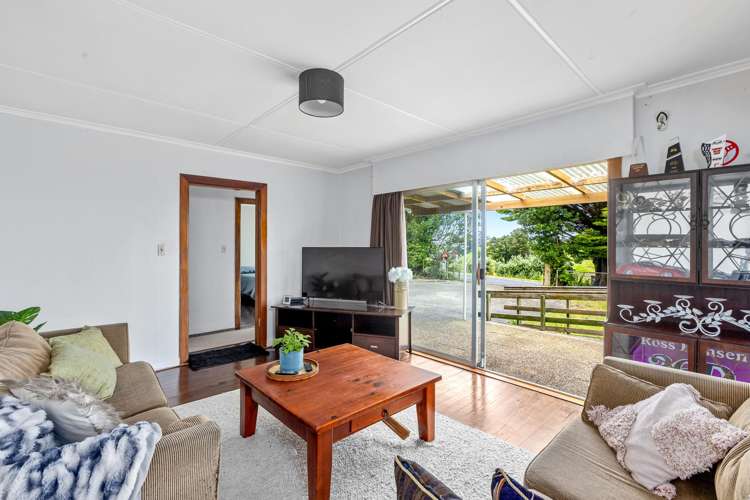 433 Pah Hill Road Wharehine_6