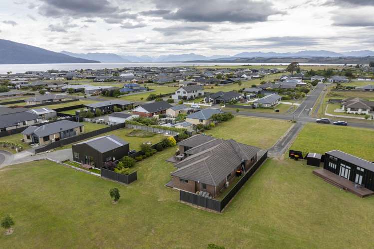 11 Acheron Way Te Anau_29