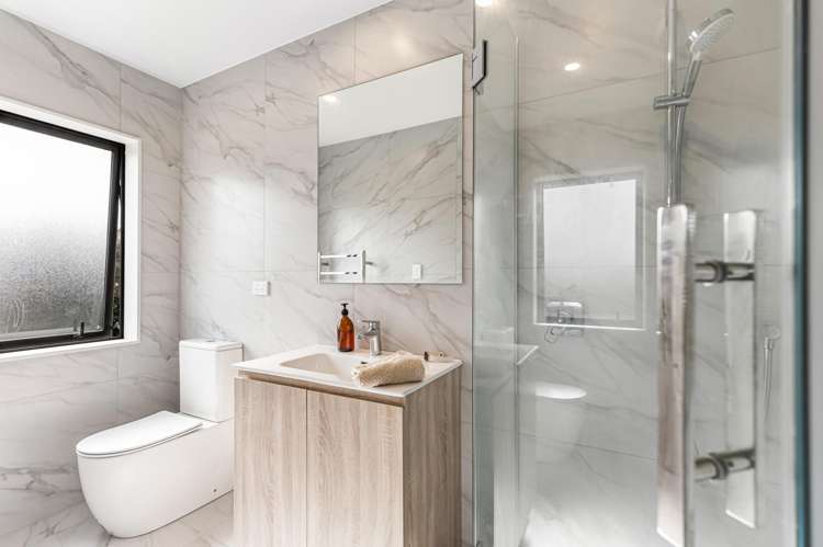 35 Noall Street Te Atatu Peninsula_13