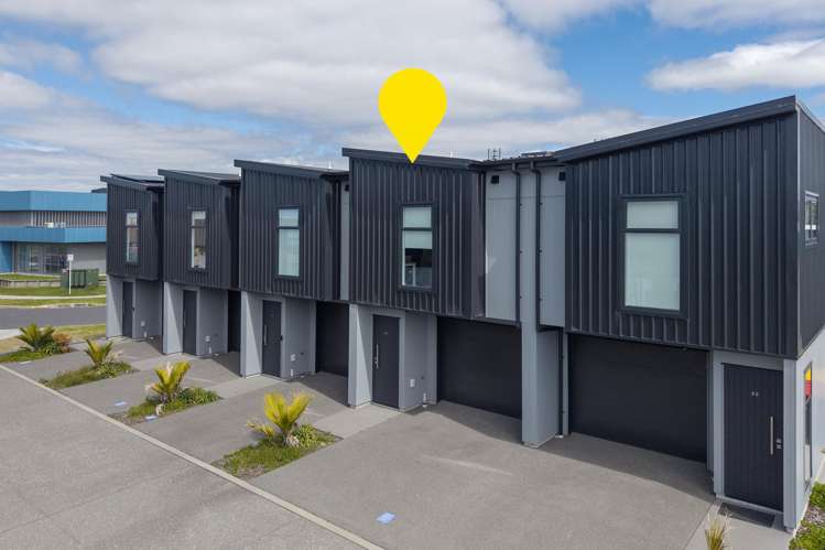 24 Constellation Way_2