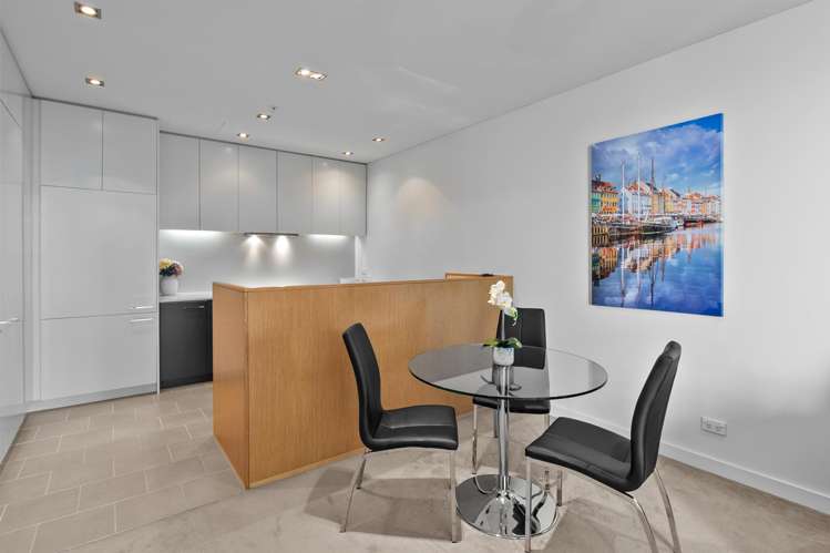 2013/26 Albert Street Auckland Central_9