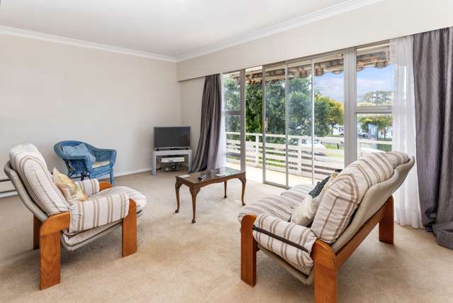 2/1 Picton Street Howick_3