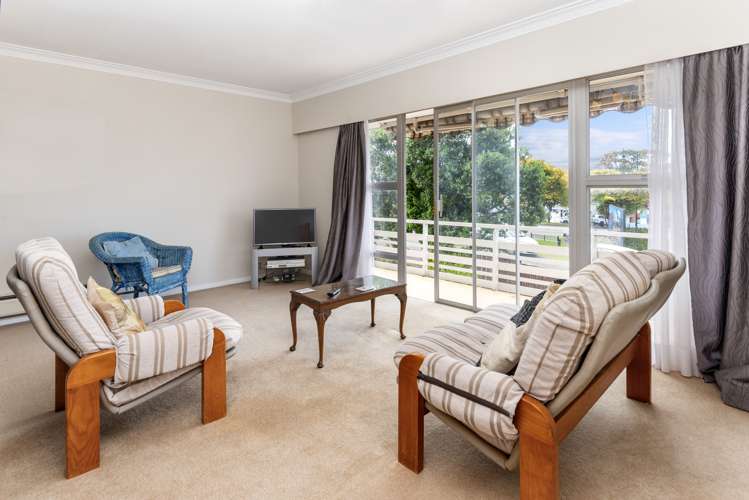 2/1 Picton Street Howick_3