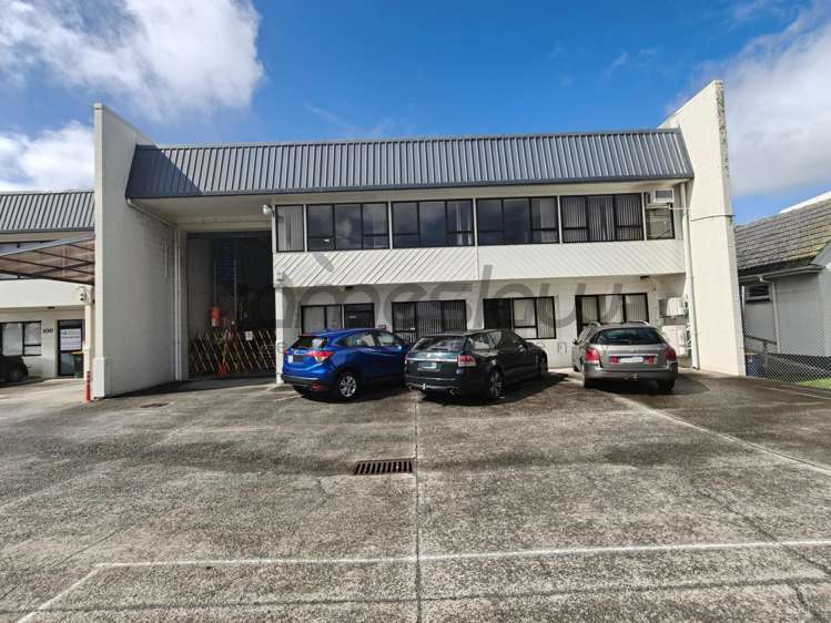 102 Henderson Valley Road Henderson_15