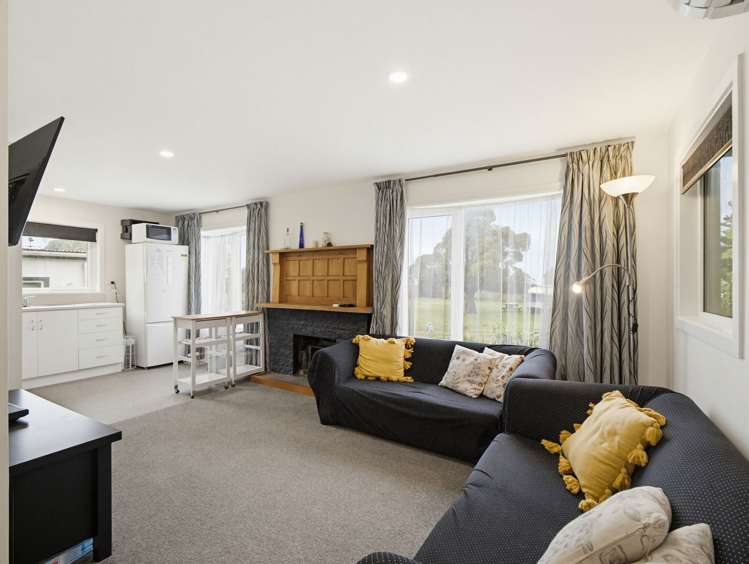 42 Moody Street Gore Bay_16