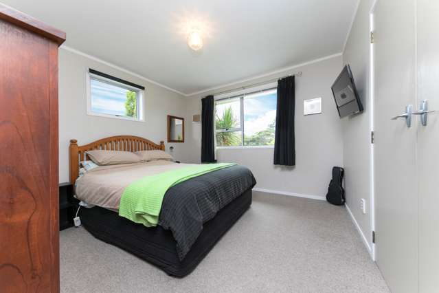 26 Onedin Place Titirangi_3