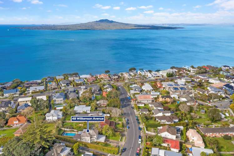 48 Williamson Avenue Belmont_5