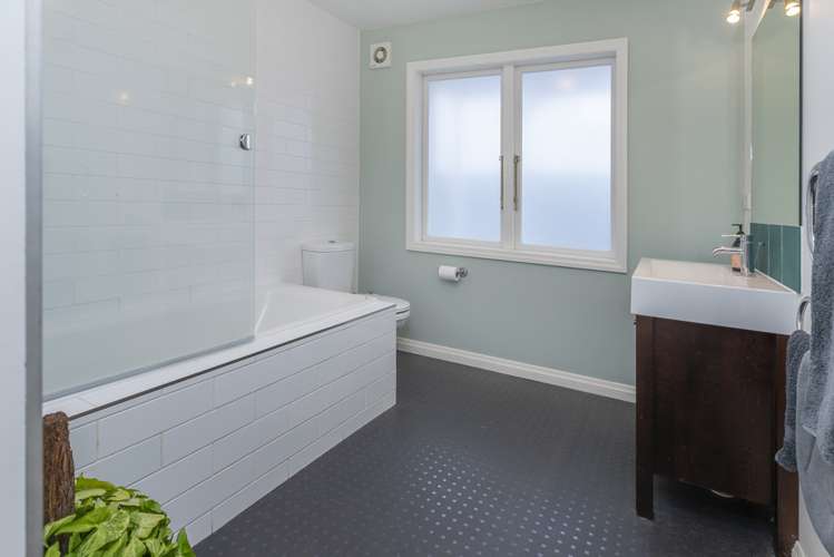 34 Burnley Terrace Mount Eden_13