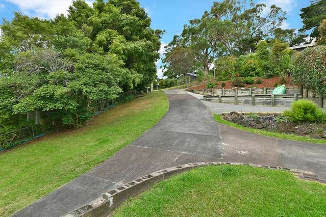 14 Tawhana Crescent Red Beach_1