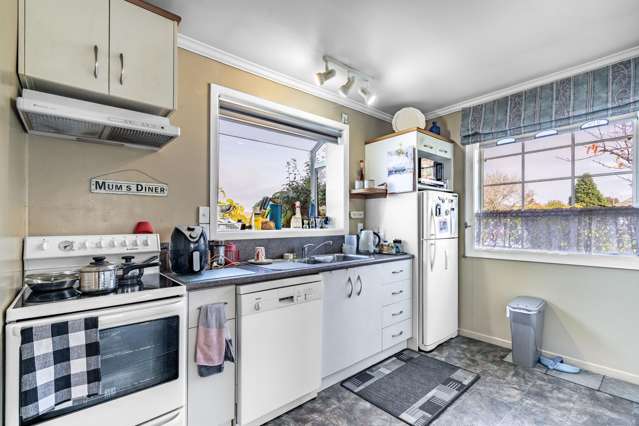 73 Conway Crescent Glengarry_3