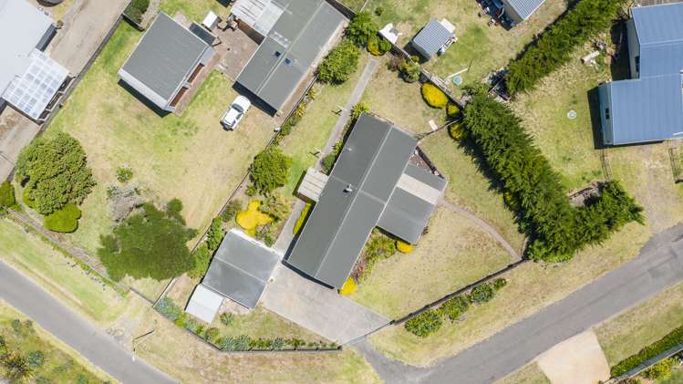 38 Te Kiri Street Himatangi Beach_13