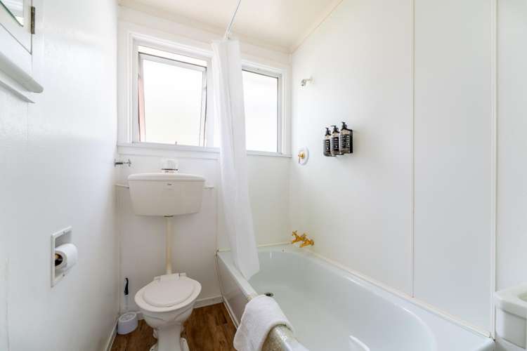 83 Bledisloe Street Kurow_26