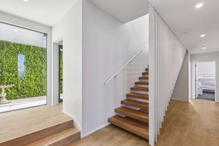 8 Imran Terrace Khandallah_17