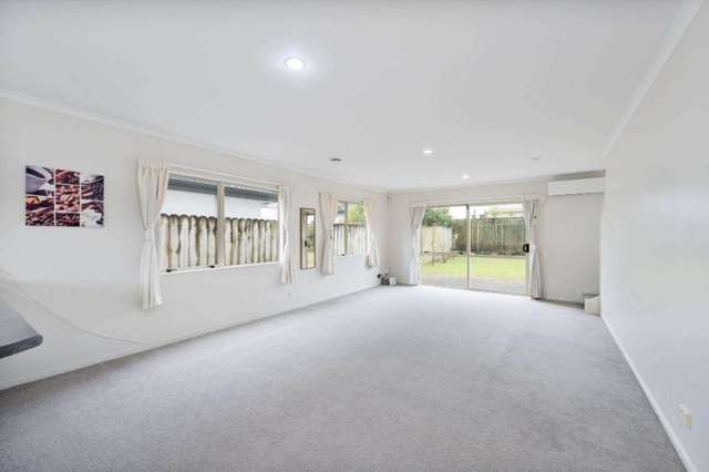 81 Espalier Drive Henderson_1