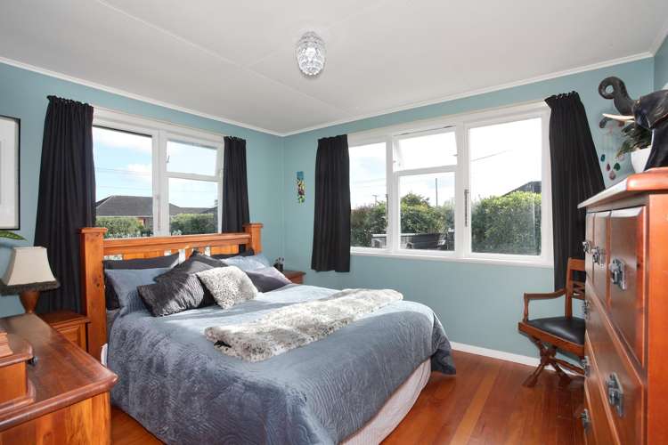 10 Kittyhawk Row Bulls_9