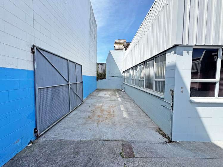 169 Morrin Road St Johns_7