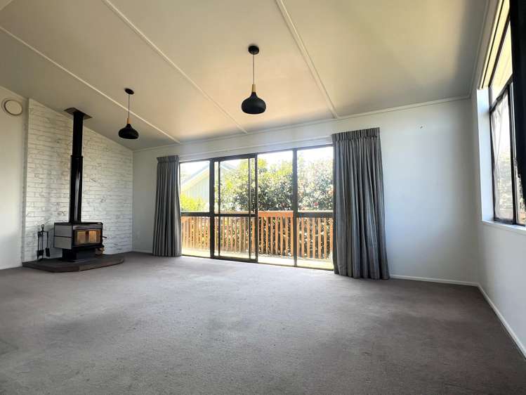 13 Ormsby Crescent_2