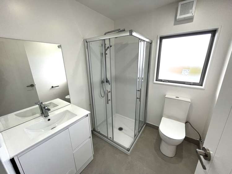 201/3 Beaumonts Way Manurewa_8