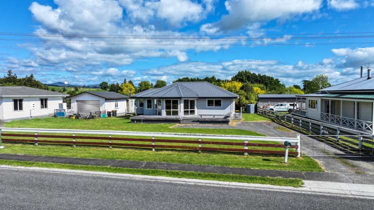 17 Station Road Puriri_16