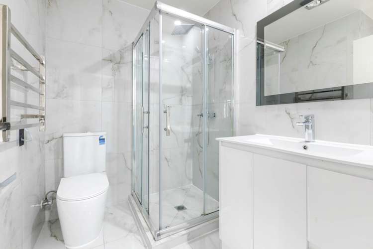 8c Kent Road Manurewa_10