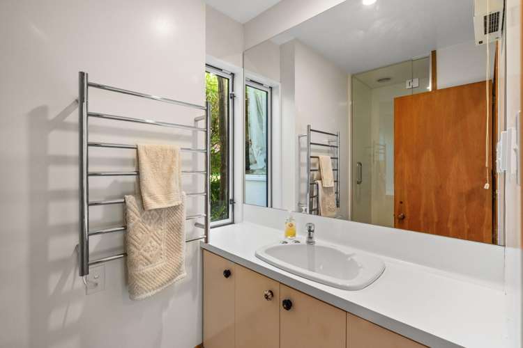 4 Kowhai Grove Akaroa_26