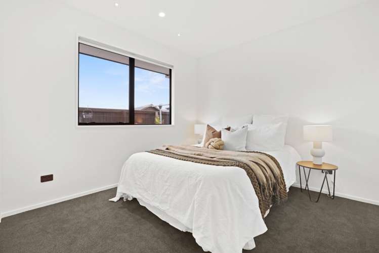 24 Irvines Track Halswell_18