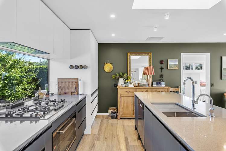 1037 State Highway 1 Te Horo_6