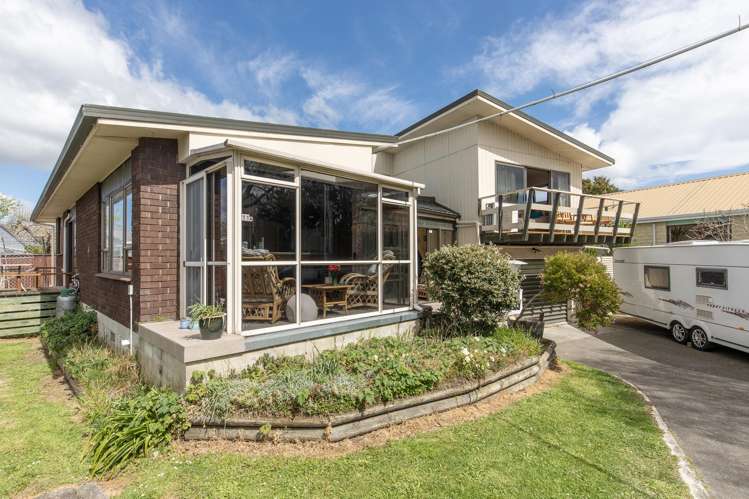 11A Holyrood Terrace Waipukurau_14