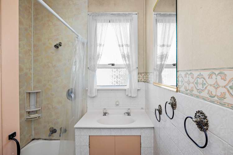 12 Anzac Avenue Onekawa_12