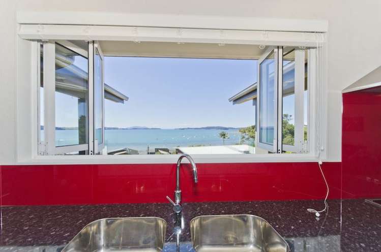 23 Alexander Road Algies Bay_6