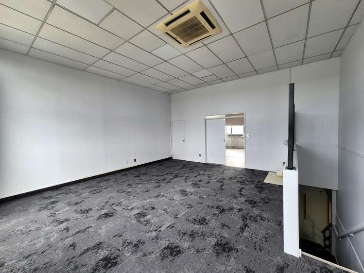 369 West Coast Road Glen Eden_5