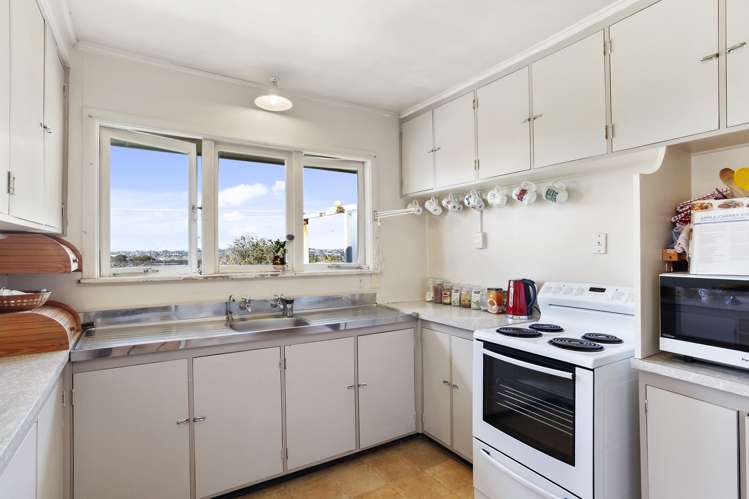 224 Queens Road Panmure_13