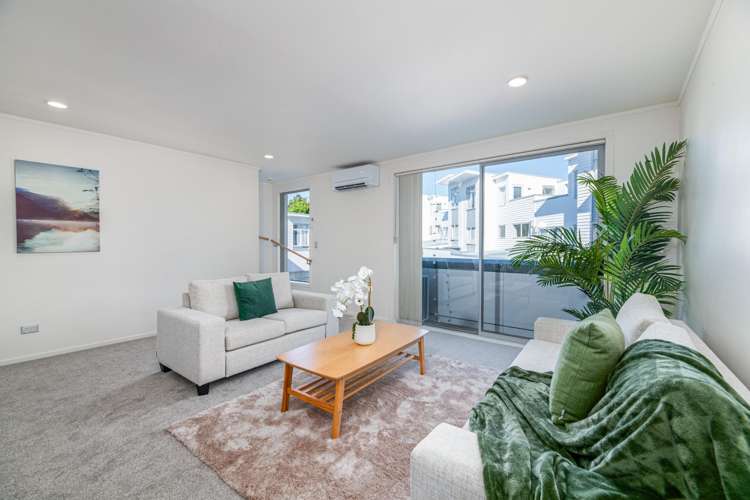 52/3 Wagener Place Mt Albert_3