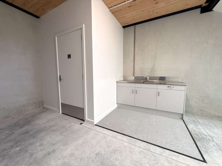 30/74 Westpoint Drive Hobsonville_6