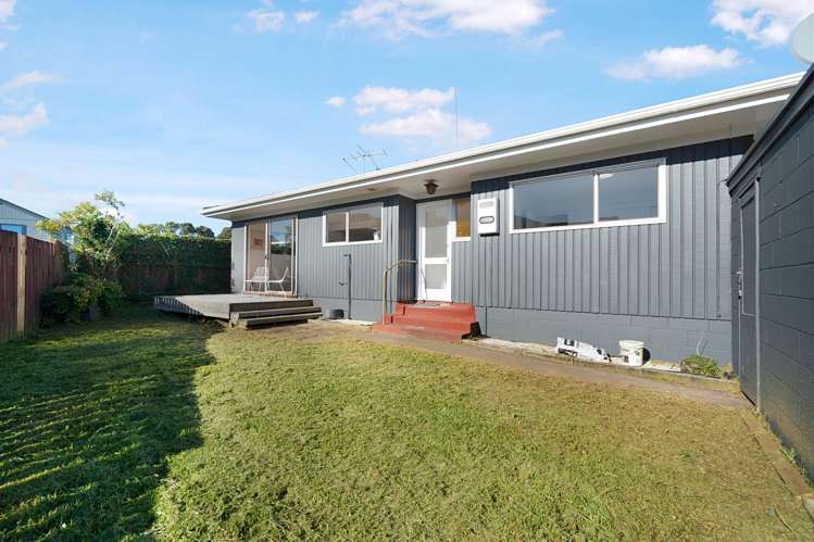 3/1a Amberley Avenue Te Atatu South_13