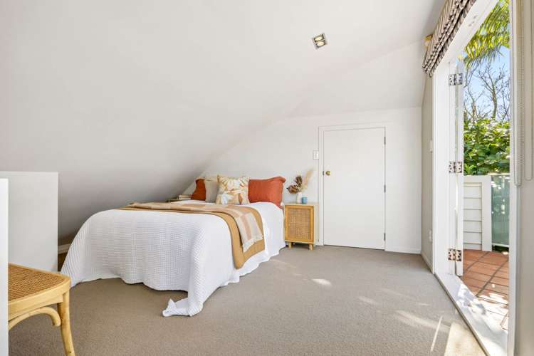 1A Summit Drive Mt Albert_11