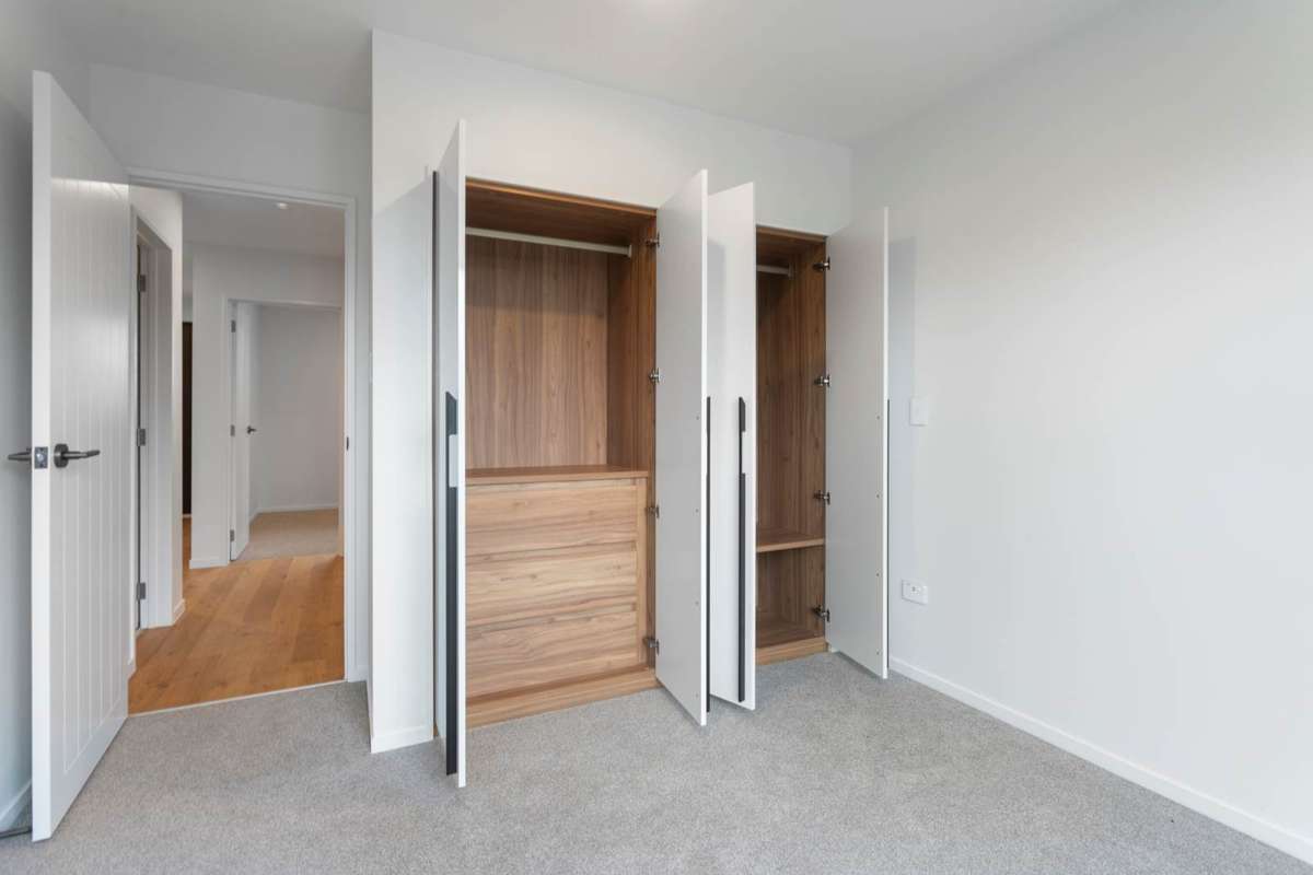 13/32 Karori Crescent_4